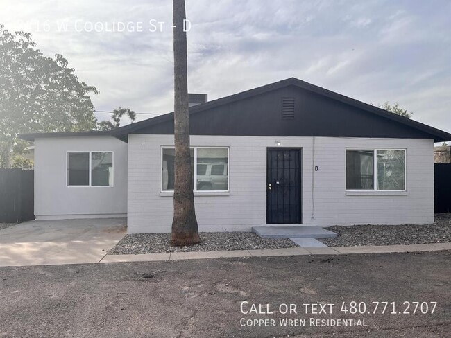 Building Photo - 2416 W Coolidge St