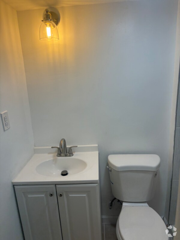 Building Photo - 4012 Bald Hill Terrace