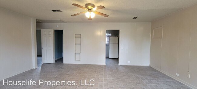 Building Photo - 2 br, 1 bath House - 4434 Westwood Park Dr