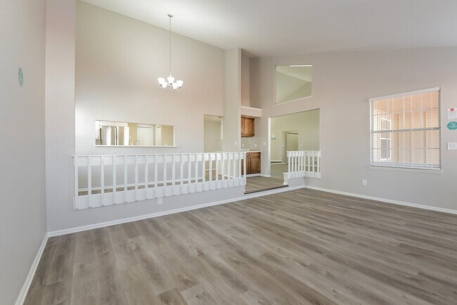 Foto del edificio - 15059 E Layton Pl