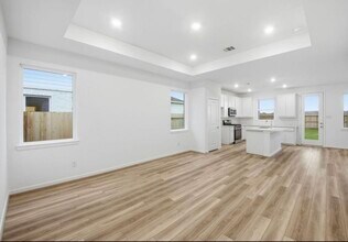 Building Photo - 21510 Coronado Grn Dr