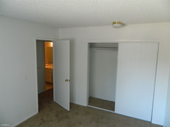 Building Photo - 25847 9th St