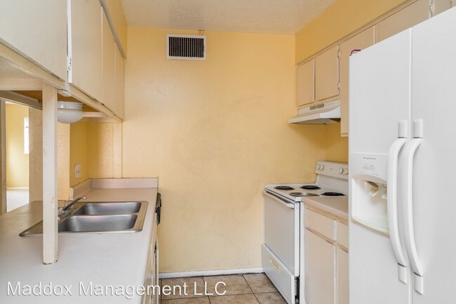 Foto del edificio - 217 General Stilwell St NE