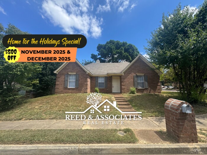 Foto principal - Charming Home Located on Large Corner Lot!