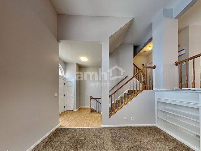 Foto del edificio - 2409 Courtyard Cir