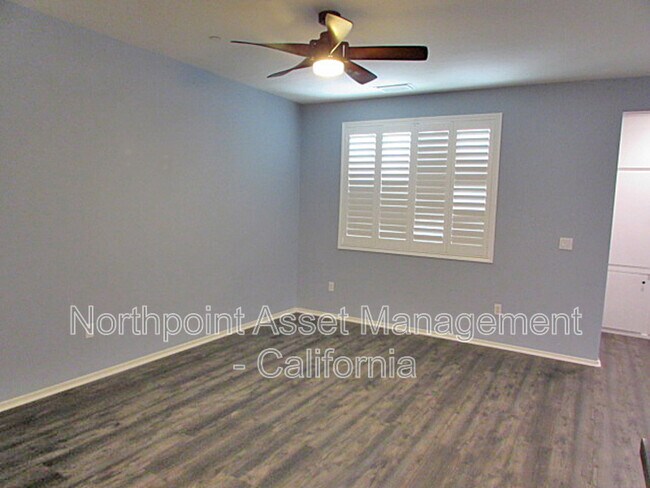 Building Photo - 3287 E Wild Horse Privado