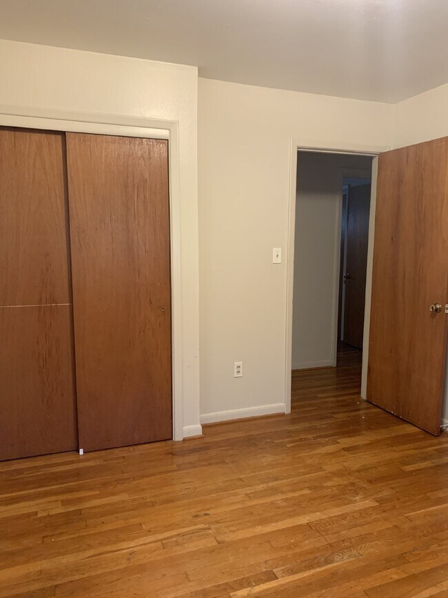 Foto del edificio - Charming 3-Bedroom Home with 2 Full Bathrooms in Jonesboro!