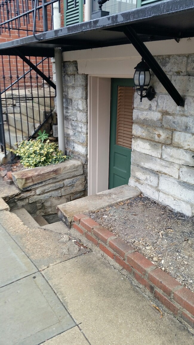 Photo - 112 E 5th St Apartment