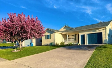 Building Photo - 4 Weber Ave