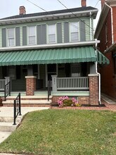 Building Photo - 341 High St