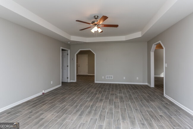 Building Photo - 5788 Adrian Ln