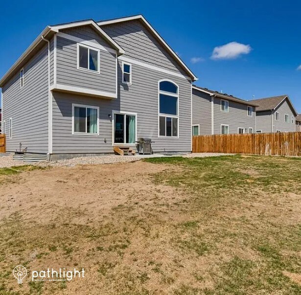 Foto del edificio - 6185 Fiddle Wy