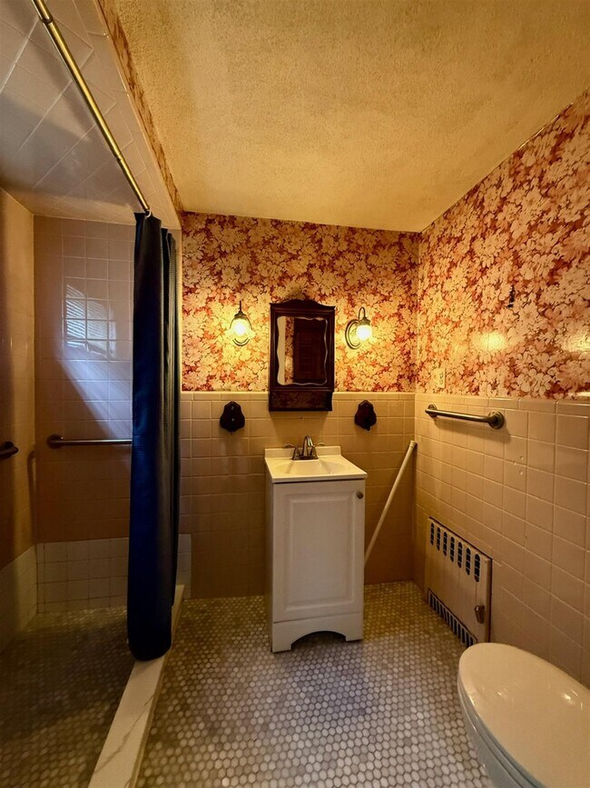 Foto del edificio - 186 Powder House Blvd