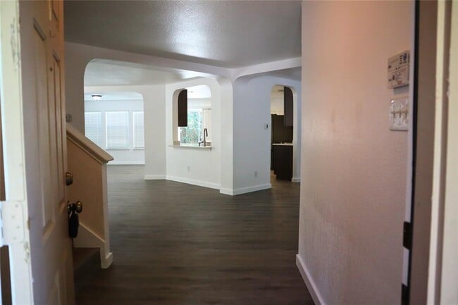 Foto del edificio - 209 Sunny Brook Dr