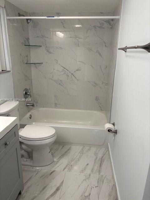 Foto del edificio - 15539 Miami Lakeway N