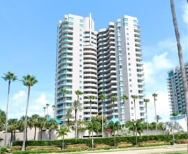 Building Photo - 1540 Gulf Blvd