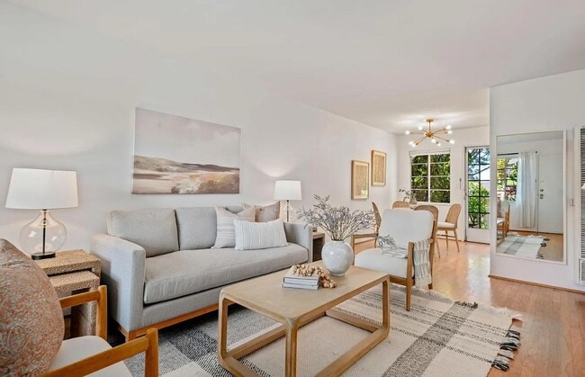 Building Photo - Stylish beautiful one bedroom