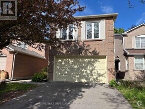 Building Photo - 98 McMorran Crescent