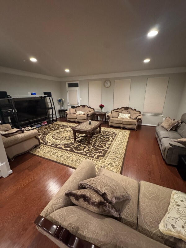 Building Photo - 9102 Vlg Spgs Dr