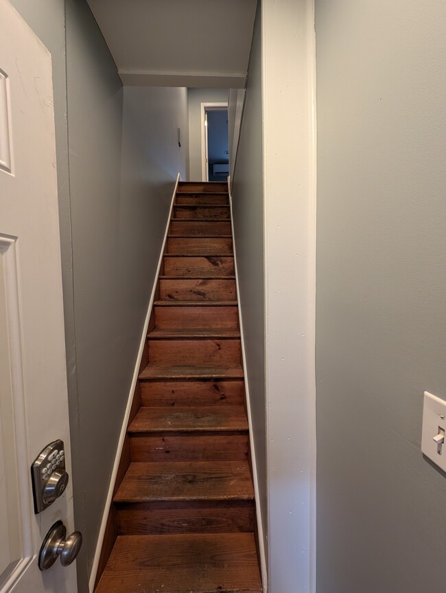 Stairway to upstairs apartment - 1917 McClellan St