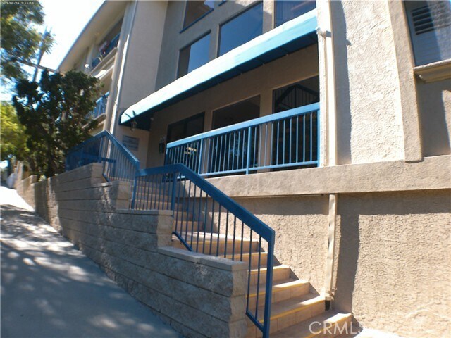 Primary Photo - 1110 W 10th St