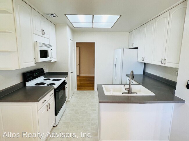 Building Photo - 3 br, 2 bath House - 755 Bamboo Drive