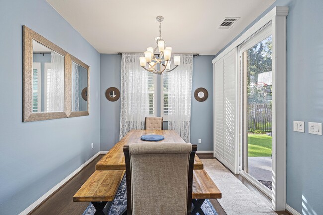 Building Photo - 26927 Trestles Dr