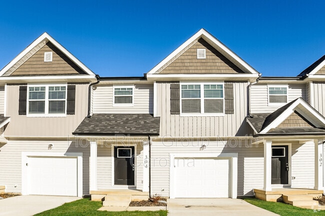 Building Photo - 304 Beaumont Cir