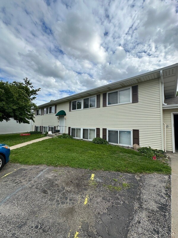 Foto del edificio - 4881 Tama St SE