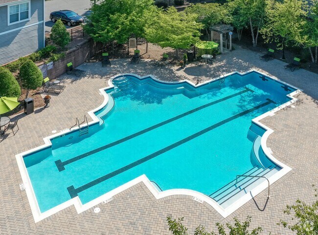 Foto del edificio - Reserve at Cary Park