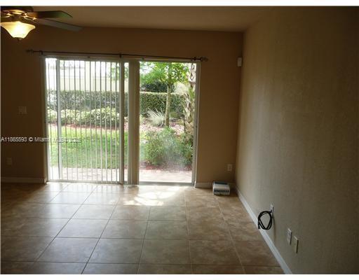 Foto del edificio - 22140 Majestic Woods Way