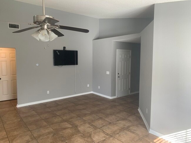 Building Photo - 7911 Red Bean Dr