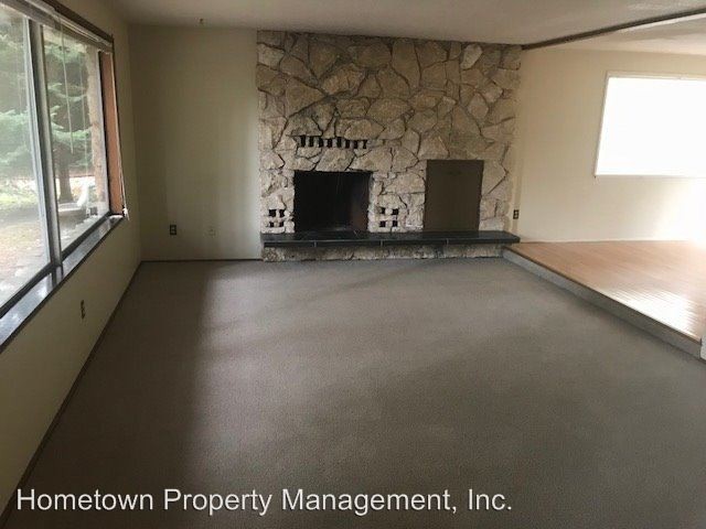 Building Photo - 4 br, 2.5 bath House - 3362 Ken Lake Dr SW