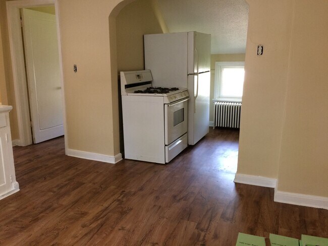 Foto del edificio - 272 George St W