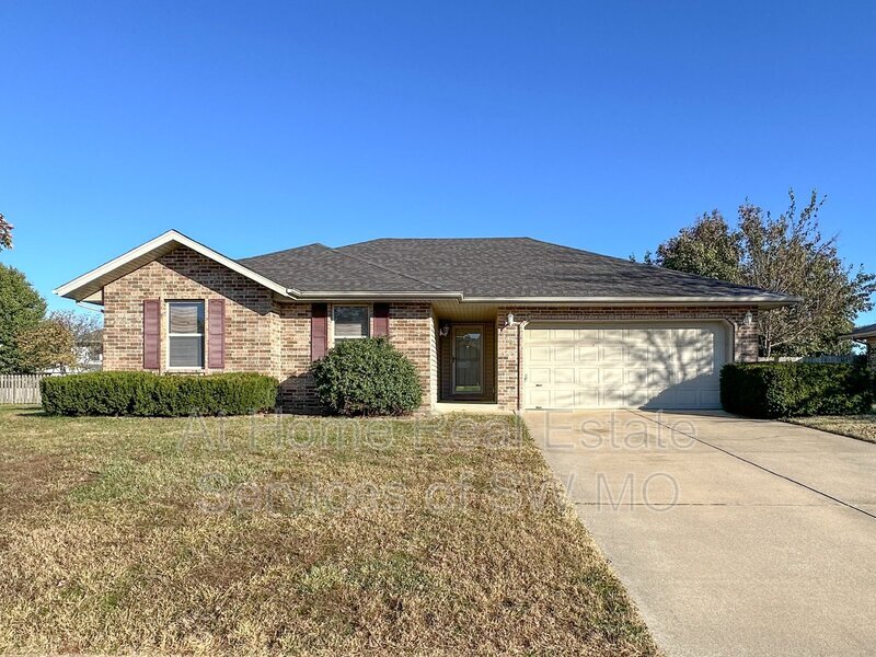 4027 W Mesa St, Battlefield, MO 65619 House Rental in Battlefield, MO