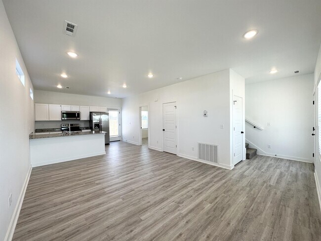 Foto del edificio - 1070 Boardwalk