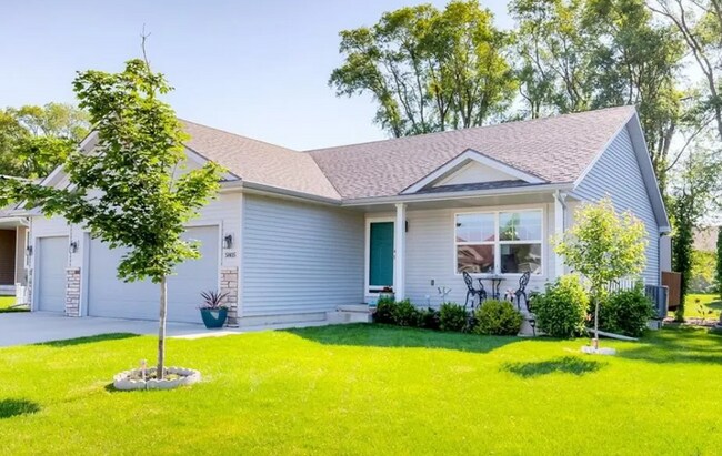 Foto del edificio - 5805 Pine Ct