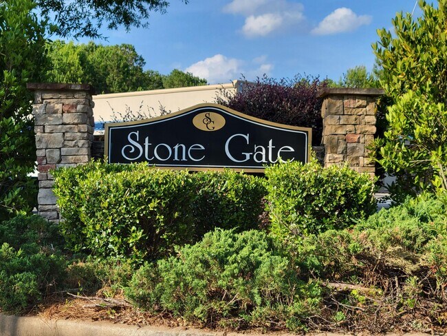 Foto del edificio - 114 Lakeview Estates Dr