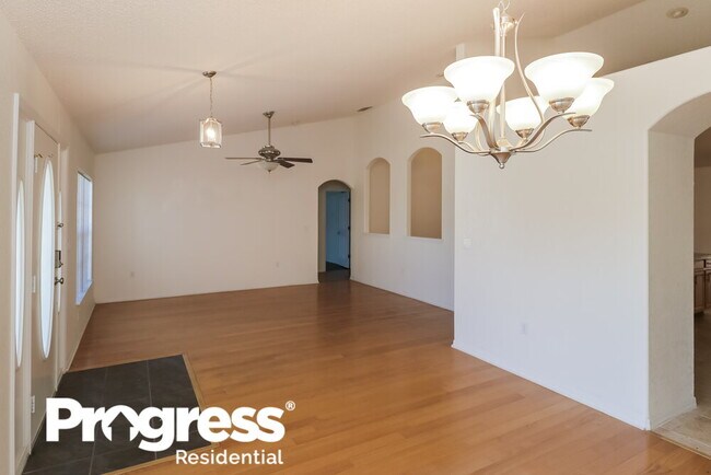 Building Photo - 2076 Gold Rd