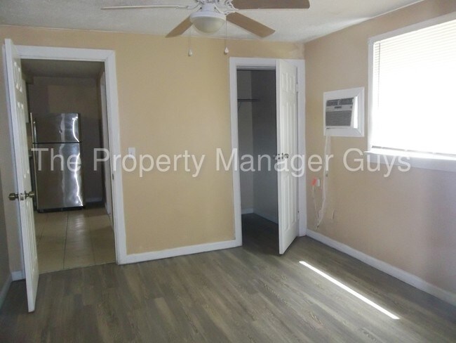 Building Photo - 1303 Talton Ave