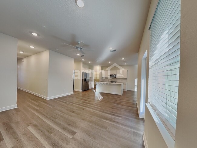 Foto del edificio - 4851 Rio Grande Cv