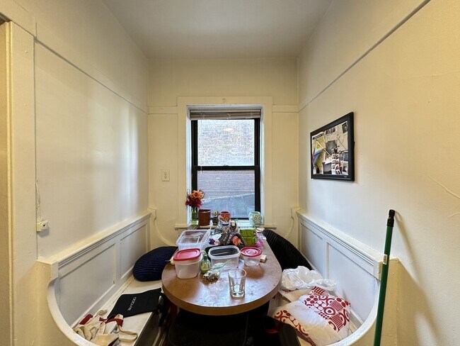 Foto del edificio - 3034 N Halsted St