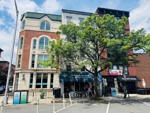 Building Photo - 102 Hudson St