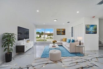 Building Photo - 16315 SW 107th Ave