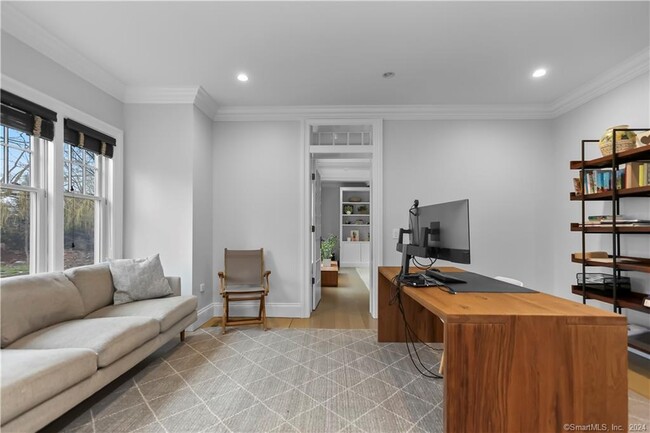Foto del edificio - 46 Burr Farms Rd