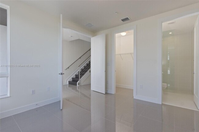 Foto del edificio - 10341 NW 64th Ln
