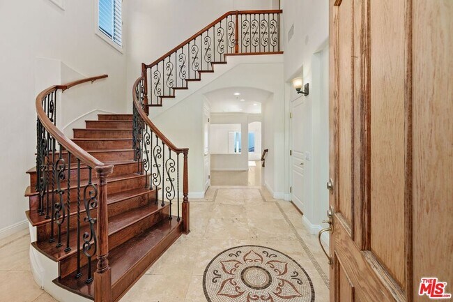 Foto del edificio - 1470 Paseo De Oro