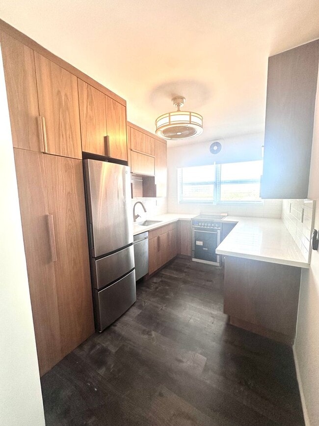 Large Updated 2BR/2BA Bath Condo - Steps from Fort Lauderdale Beach! - Large Updated 2BR/2BA Bath Condo - Steps from Fort Lauderdale Beach!