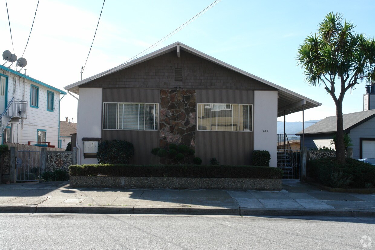 Primary Photo - 543 Baden Ave