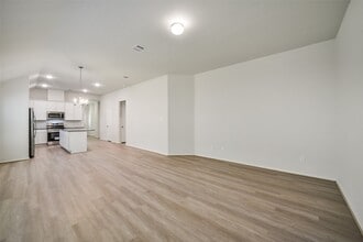 Building Photo - 27106 Grey Fox Run